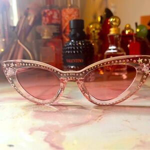 Pink cat eye sunglasses